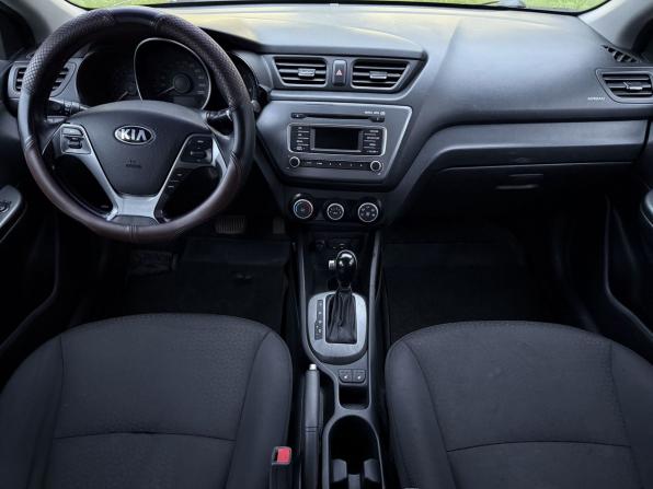 Kia Rio III Рестайлинг с пробегом 2015 года, цена 950 000 рублей, 207139 км, седан, Автокод Объявления