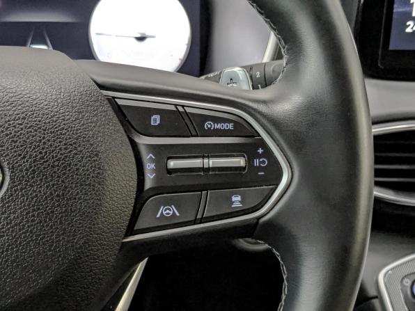 Hyundai Santa Fe IV Рестайлинг с пробегом 2021 года, цена 4 200 000 рублей, 43134 км, внедорожник, Автокод Объявления