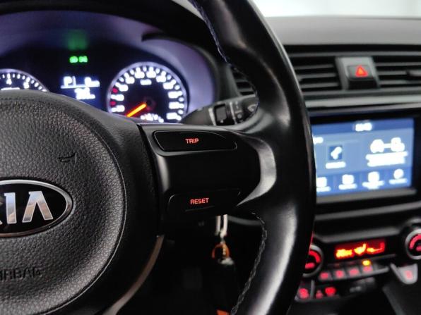 Kia Rio IV с пробегом 2018 года, цена 1 325 000 рублей, 139200 км, седан, Автокод Объявления