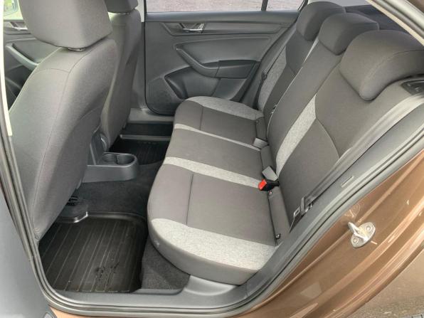 Skoda Rapid II с пробегом 2021 года, цена 1 408 000 рублей, 184691 км, лифтбек, Автокод Объявления