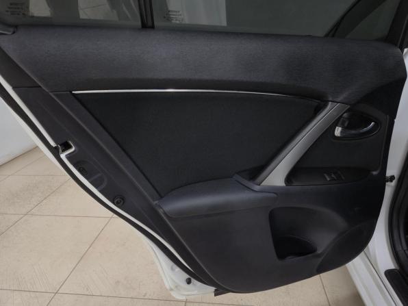 Toyota Avensis III Рестайлинг с пробегом 2012 года, цена 1 290 000 рублей, 198368 км, седан, Автокод Объявления