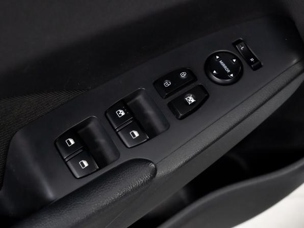 Hyundai Solaris II с пробегом 2019 года, цена 1 159 000 рублей, 103068 км, седан, Автокод Объявления