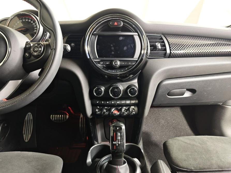 Mini Hatch III (F55/F56) Рестайлинг Москва  - изображение 15