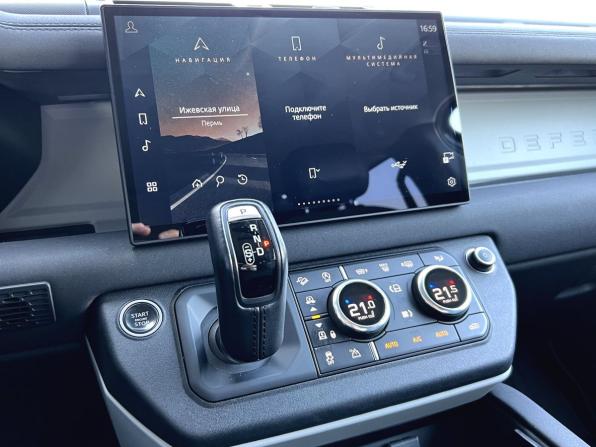 Land Rover Defender II с пробегом 2021 года, цена 6 450 000 рублей, 159509 км, внедорожник, Автокод Объявления