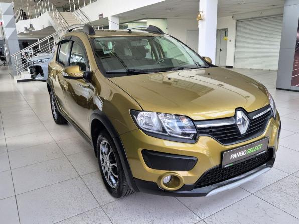 Renault Sandero II с пробегом 2017 года, цена 1 049 000 рублей, 91054 км, хэтчбек, Автокод Объявления