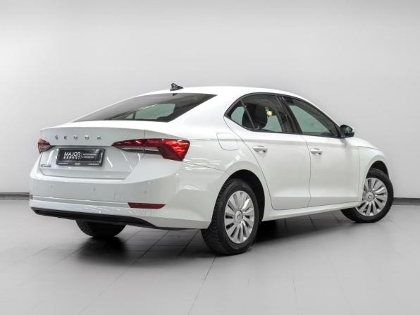 Skoda Octavia IV (A8) с пробегом 2021 года, цена 2 335 000 рублей, 74575 км, лифтбек, Автокод Объявления