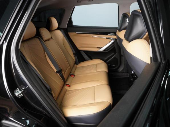 Geely Boyue L I с пробегом 2023 года, цена 2 650 000 рублей, 48225 км, внедорожник, Автокод Объявления