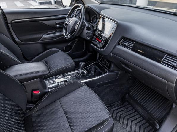 Mitsubishi Outlander III Рестайлинг 3 с пробегом 2019 года, цена 1 866 800 рублей, 169481 км, внедорожник, Автокод Объявления