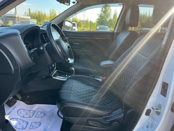 Mitsubishi Outlander III Рестайлинг 3 с пробегом 2020 года, цена 2 398 000 рублей, 103684 км, внедорожник, Автокод Объявления