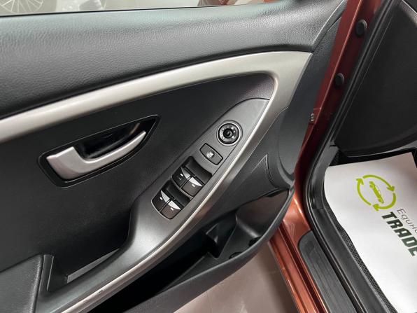 Hyundai i30 II с пробегом 2012 года, цена 945 000 рублей, 118767 км, хэтчбек, Автокод Объявления
