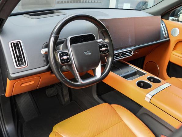 Li Auto (Lixiang) L9 I с пробегом 2023 года, цена 5 560 000 рублей, 109211 км, внедорожник, Автокод Объявления