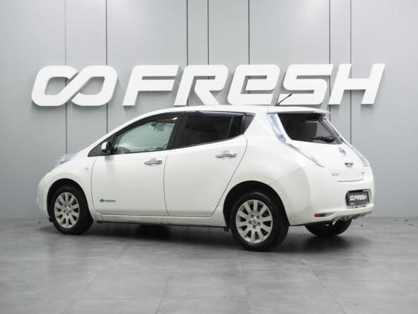 Nissan Leaf I (ZE0/AZE0) с пробегом 2012 года, цена 564 000 рублей, 75785 км, хэтчбек, Автокод Объявления