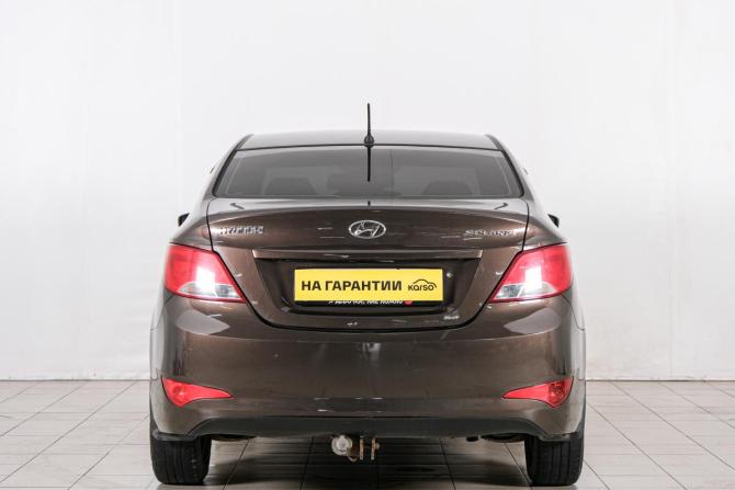 Hyundai Solaris I Рестайлинг с пробегом 2014 года, цена 679 000 рублей, 300000 км, седан, Автокод Объявления