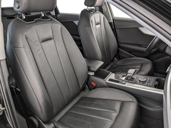 Audi A4 V (B9) с пробегом 2018 года, цена 2 800 000 рублей, 45786 км, седан, Автокод Объявления