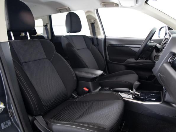 Mitsubishi Outlander III Рестайлинг 3 с пробегом 2019 года, цена 1 899 000 рублей, 140300 км, внедорожник, Автокод Объявления