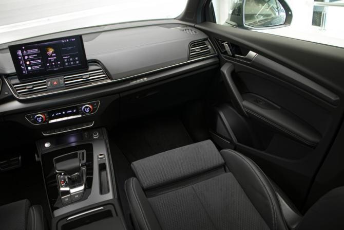 Audi Q5 Sportback I (FY) с пробегом 2025 года, цена 5 750 000 рублей, 5359 км, внедорожник, Автокод Объявления
