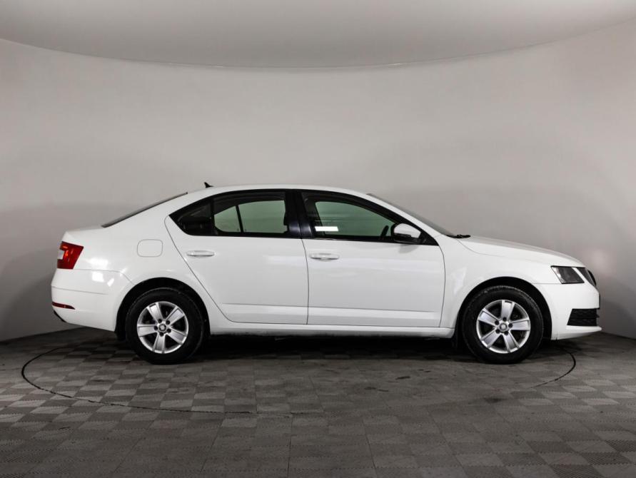 Skoda Octavia III (A7) Рестайлинг Санкт-Петербург  - изображение 4
