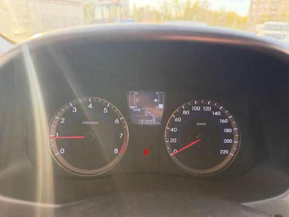 Hyundai Solaris I Рестайлинг с пробегом 2015 года, цена 779 900 рублей, 131088 км, седан, Автокод Объявления