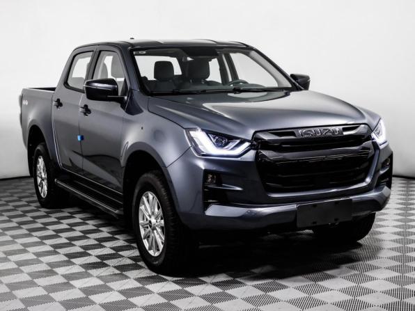 Isuzu D-Max III с пробегом 2025 года, цена 5 240 000 рублей, 109 км, offers.body_type.unknown, Автокод Объявления
