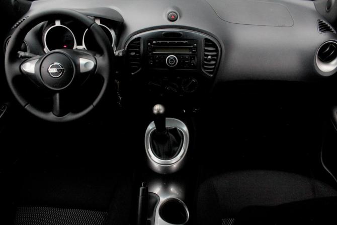 Nissan Juke I Рестайлинг с пробегом 2015 года, цена 1 145 000 рублей, 174952 км, внедорожник, Автокод Объявления
