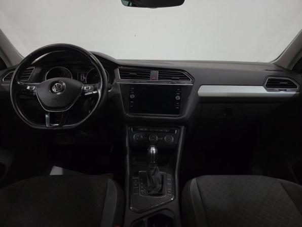 Volkswagen Tiguan II с пробегом 2019 года, цена 2 090 000 рублей, 180134 км, внедорожник, Автокод Объявления