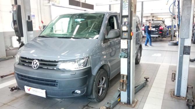 Volkswagen Caravelle T5 Рестайлинг с пробегом 2013 года, цена 1 906 000 рублей, 298989 км, минивэн, Автокод Объявления