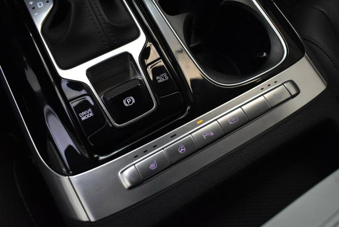 Kia Carnival IV с пробегом 2022 года, цена 4 450 000 рублей, 58317 км, минивэн, Автокод Объявления