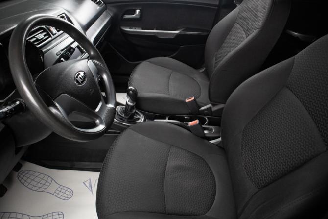 Kia Rio III Рестайлинг с пробегом 2016 года, цена 899 000 рублей, 141487 км, седан, Автокод Объявления