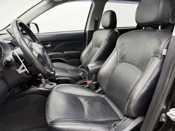 Mitsubishi Outlander II с пробегом 2007 года, цена 805 000 рублей, 375883 км, внедорожник, Автокод Объявления