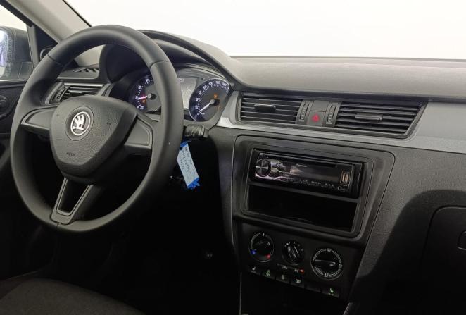 Skoda Rapid I с пробегом 2016 года, цена 1 070 000 рублей, 98050 км, лифтбек, Автокод Объявления