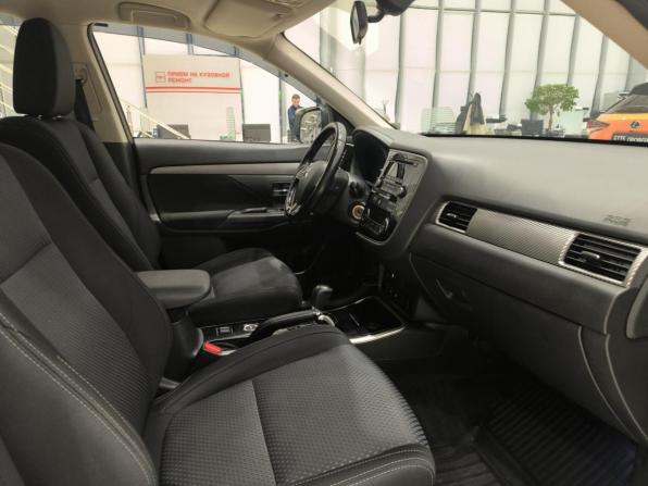 Mitsubishi Outlander III Рестайлинг 2 с пробегом 2017 года, цена 2 150 000 рублей, 88344 км, внедорожник, Автокод Объявления