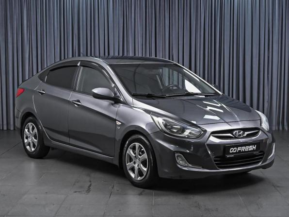 Hyundai Solaris I с пробегом 2013 года, цена 899 000 рублей, 177237 км, седан, Автокод Объявления