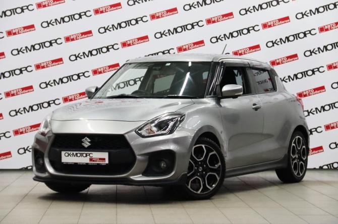 Suzuki Swift V с пробегом 2018 года, цена 1 355 550 рублей, 53082 км, хэтчбек, Автокод Объявления