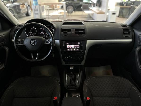 Skoda Yeti I Рестайлинг с пробегом 2017 года, цена 1 540 000 рублей, 115903 км, внедорожник, Автокод Объявления