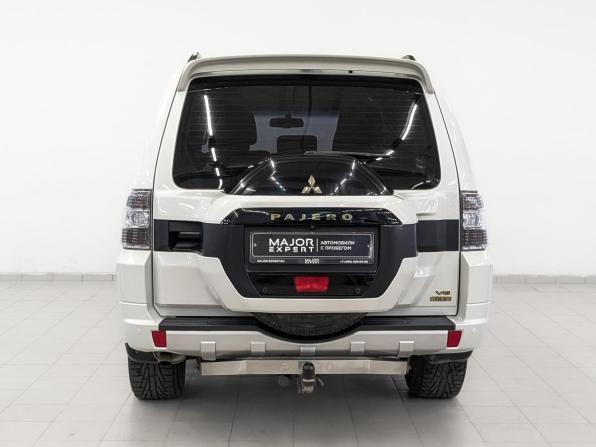 Mitsubishi Pajero IV Рестайлинг 2 с пробегом 2021 года, цена 3 900 000 рублей, 80073 км, внедорожник, Автокод Объявления