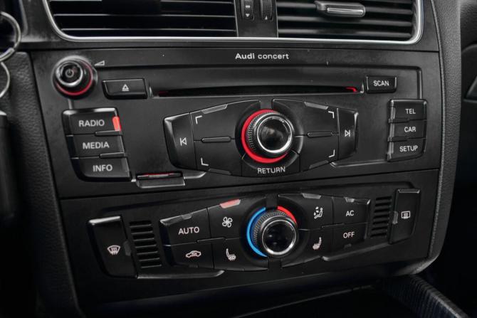 Audi Q5 I (8R) с пробегом 2009 года, цена 1 595 000 рублей, 171516 км, внедорожник, Автокод Объявления