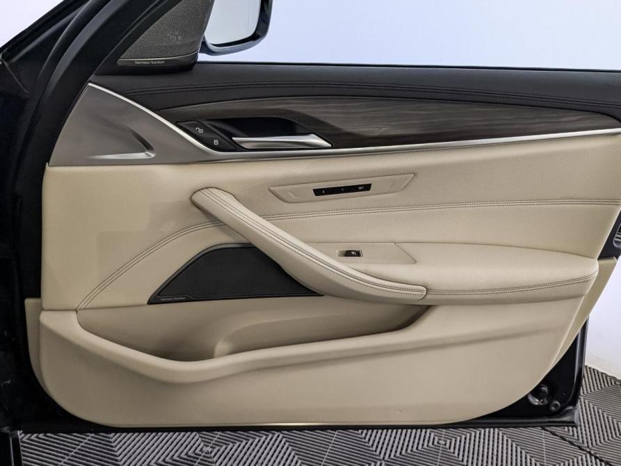 BMW 5 серии VII (G30/G31/G38) Москва  - изображение 25