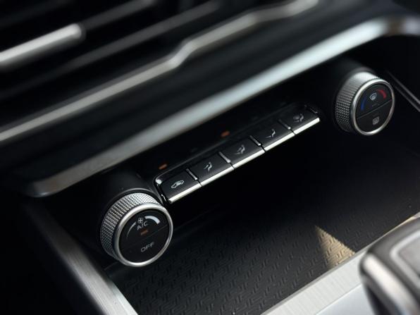 Geely Coolray I с пробегом 2021 года, цена 1 599 000 рублей, 89998 км, внедорожник, Автокод Объявления