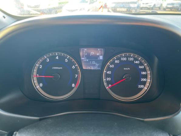 Hyundai Solaris I Рестайлинг с пробегом 2015 года, цена 1 100 000 рублей, 147636 км, седан, Автокод Объявления