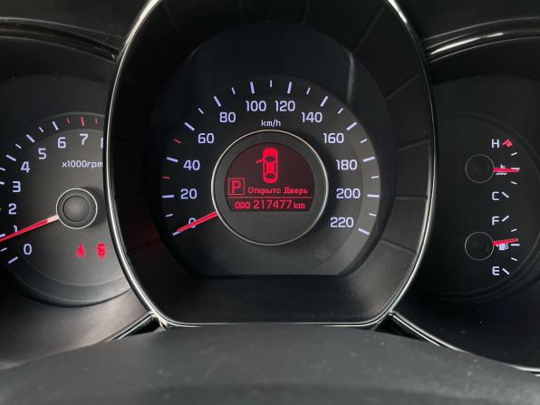 Kia Rio III с пробегом 2013 года, цена 890 000 рублей, 217476 км, хэтчбек, Автокод Объявления