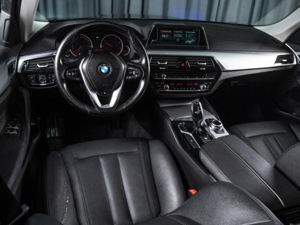 BMW 5 серии VII (G30/G31/G38) с пробегом 2018 года, цена 2 730 000 рублей, 206790 км, седан, Автокод Объявления