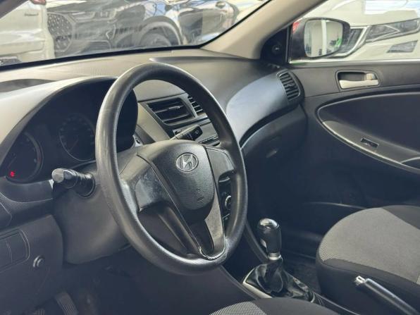 Hyundai Solaris I с пробегом 2011 года, цена 649 000 рублей, 228000 км, седан, Автокод Объявления