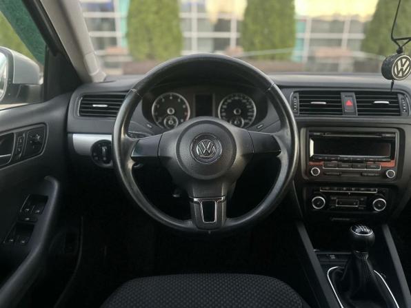 Volkswagen Jetta VI с пробегом 2011 года, цена 990 000 рублей, 210000 км, седан, Автокод Объявления