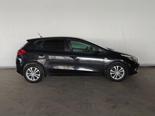 Kia Ceed II с пробегом 2015 года, цена 1 195 000 рублей, 165142 км, хэтчбек, Автокод Объявления