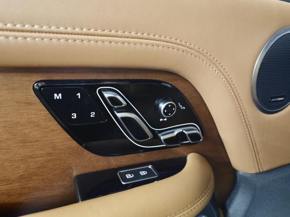 Land Rover Range Rover IV Рестайлинг с пробегом 2021 года, цена 8 000 000 рублей, 78919 км, внедорожник, Автокод Объявления