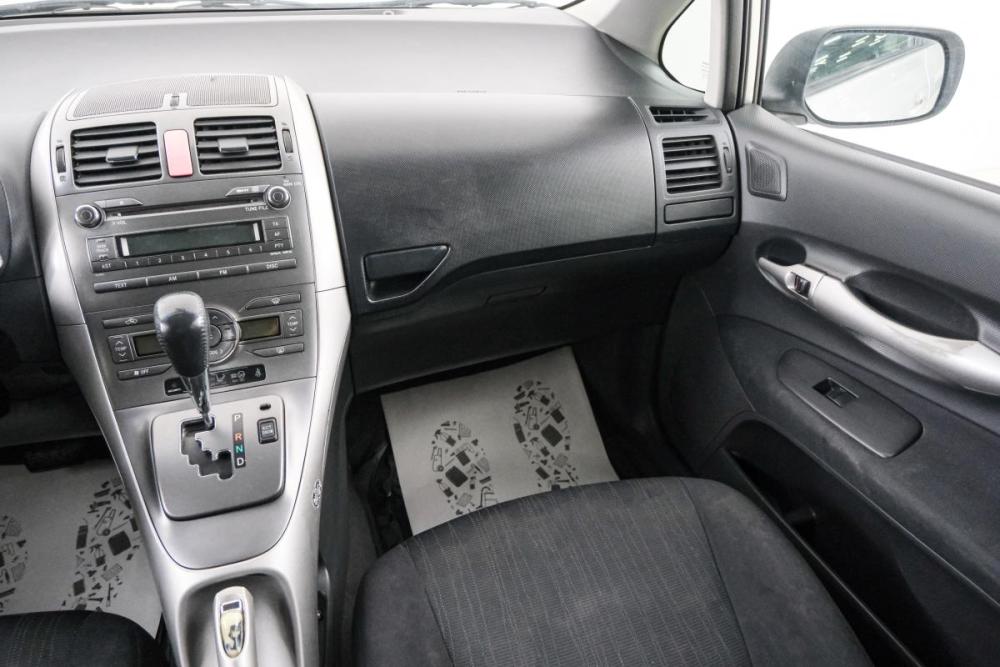 Toyota Auris I Красноярск  - изображение 12