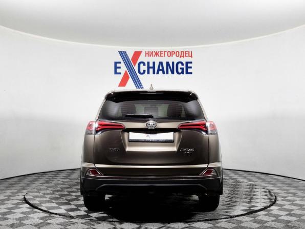 Toyota RAV4 IV (XA40) Рестайлинг с пробегом 2017 года, цена 2 469 000 рублей, 123002 км, внедорожник, Автокод Объявления