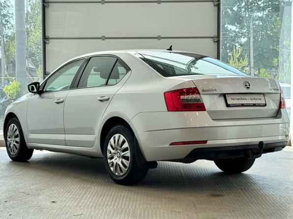 Skoda Octavia III (A7) Рестайлинг с пробегом 2017 года, цена 1 470 000 рублей, 146000 км, лифтбек, Автокод Объявления