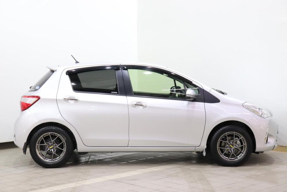 Toyota Vitz III (XP130) Рестайлинг Иркутск  - изображение 5