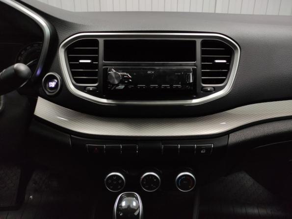 Lada (ВАЗ) Vesta I Рестайлинг (NG) с пробегом 2024 года, цена 1 265 000 рублей, 33000 км, седан, Автокод Объявления